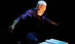 帕特里克·佩奇的《魔鬼都在这里》扩展到了百老汇之外