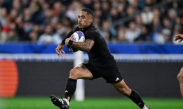 保罗·刘易斯：巴里·约翰的辉煌和橄榄球小个子时代的终结