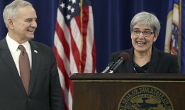 又一位明尼苏达州最高法院法官宣布退休