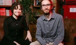 在《吸毒前》第二集纽约秀中，爱丁堡艺穗节的最爱