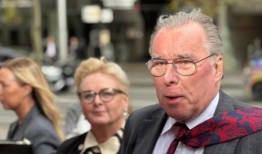 希金斯，雷诺兹的律师就克雷德林的“阴谋”指控展开拉锯战