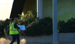 鲨鱼袭击后，外科医生争先恐后地重新接上冲浪者的断腿