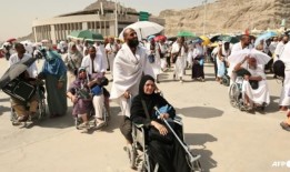 至少550名朝圣者在朝觐期间死亡，其中大多数是埃及人：外交官