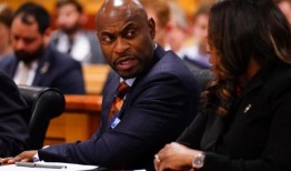 随着指控增多，范妮·威利斯(Fani Willis)的特朗普案可能会失败