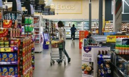 被高通胀激怒的美国人可能会在投票箱前指责哈里斯