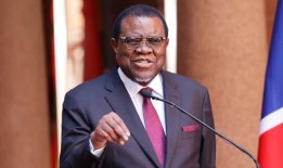 纳米比亚总统披露结肠镜检查和胃镜检查后发现的癌细胞