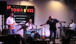 想早点开始品味第四大道爵士音乐节吗？看看这些事件