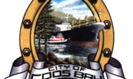 库斯湾凌晨发生房屋火灾，造成两人受伤