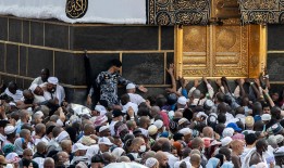 外交人士说，至少550名朝圣者在朝觐期间死亡