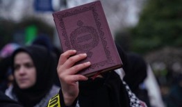 丹麦反对派抗议政府停止焚烧《古兰经》