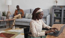 有远程员工吗？请参阅适合您的小型企业的7种最佳远程访问软件解决方案