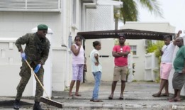 飓风贝丽尔袭击加勒比地区，强度增强至5级