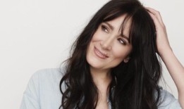 《邪恶女巫》的迪·罗西奥利将加盟外百老汇的Titanìque，饰演c＜s：1＞莱恩·迪昂