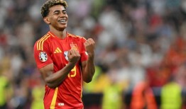 西班牙少年明星亚马尔的父亲刺伤四人后被捕