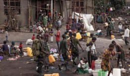 “炸弹”袭击刚果(金)机场，冲突在动荡的东部爆发