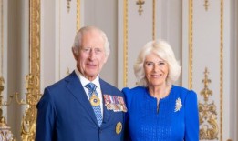 查尔斯国王通过纪念伊丽莎白女王逝世两周年继续回归公众生活